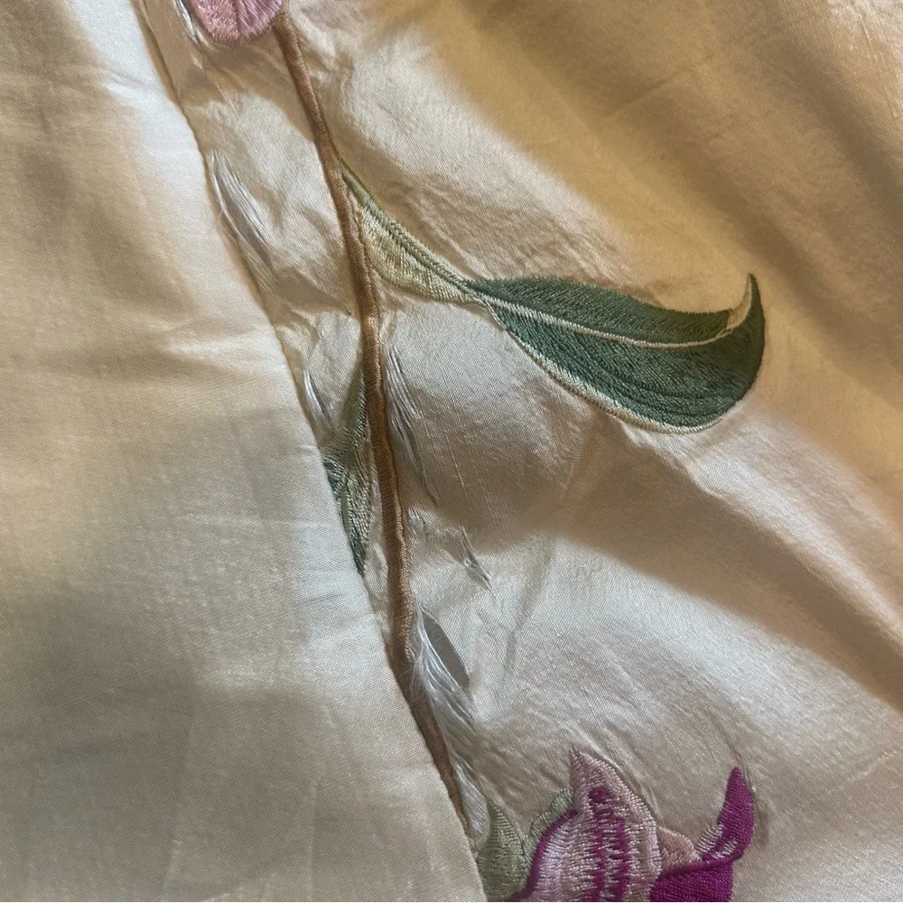 Yves Delorme 100% Silk Floral Cream and Pink Child Comforter Quiet Luxury - Picture 5 of 9